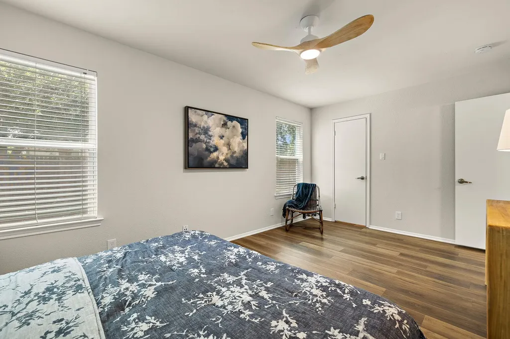 905 Greenbriar Loop Round Rock TX 78664