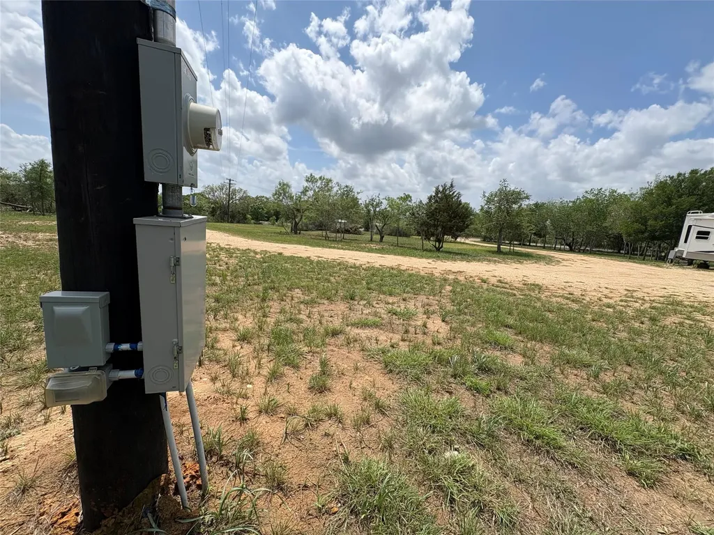 287 Fm-713 Lockhart TX 78644