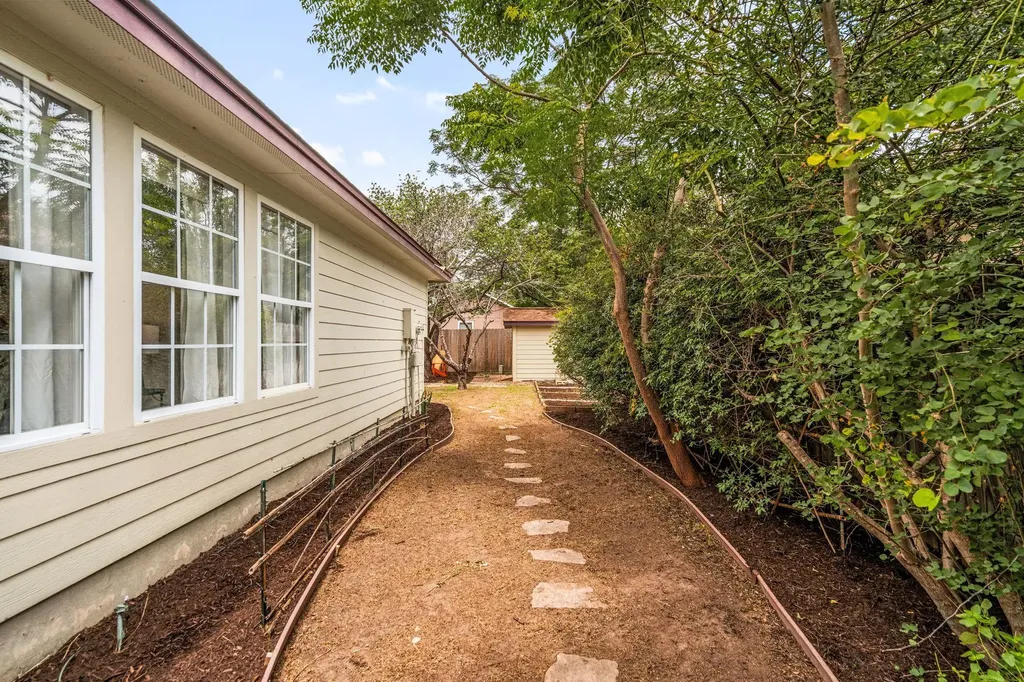 12322 Limerick Avenue Austin TX 78758