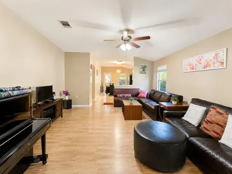 12604 Paloma Blanca Way Del Valle TX 78617
