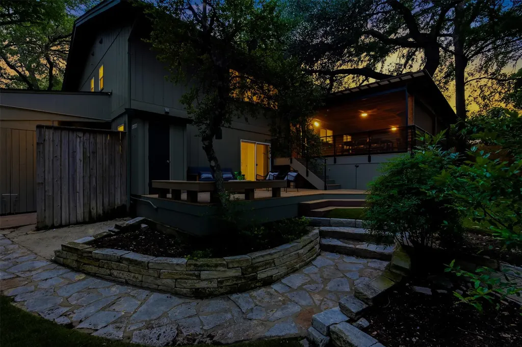 8710 Silverhill Lane Austin TX 78759