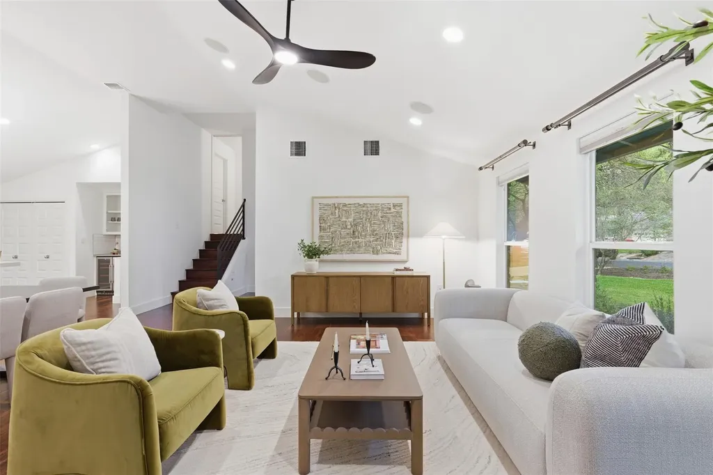 8710 Silverhill Lane Austin TX 78759