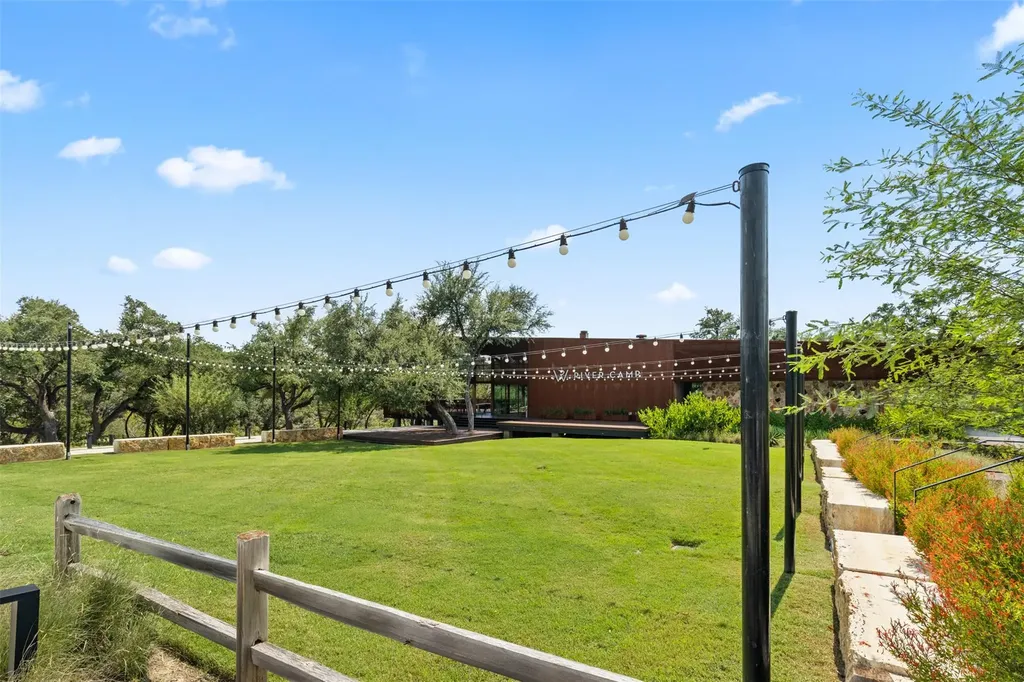 432 Wolf Springs Road Georgetown TX 78628