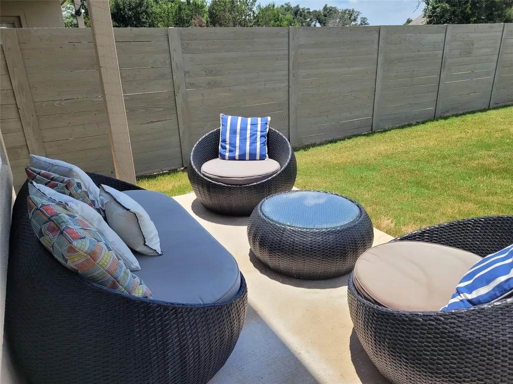 432 Wolf Springs Road Georgetown TX 78628