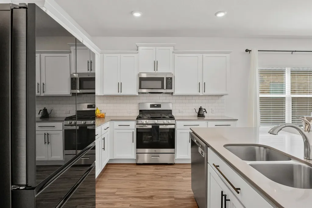 432 Wolf Springs Road Georgetown TX 78628