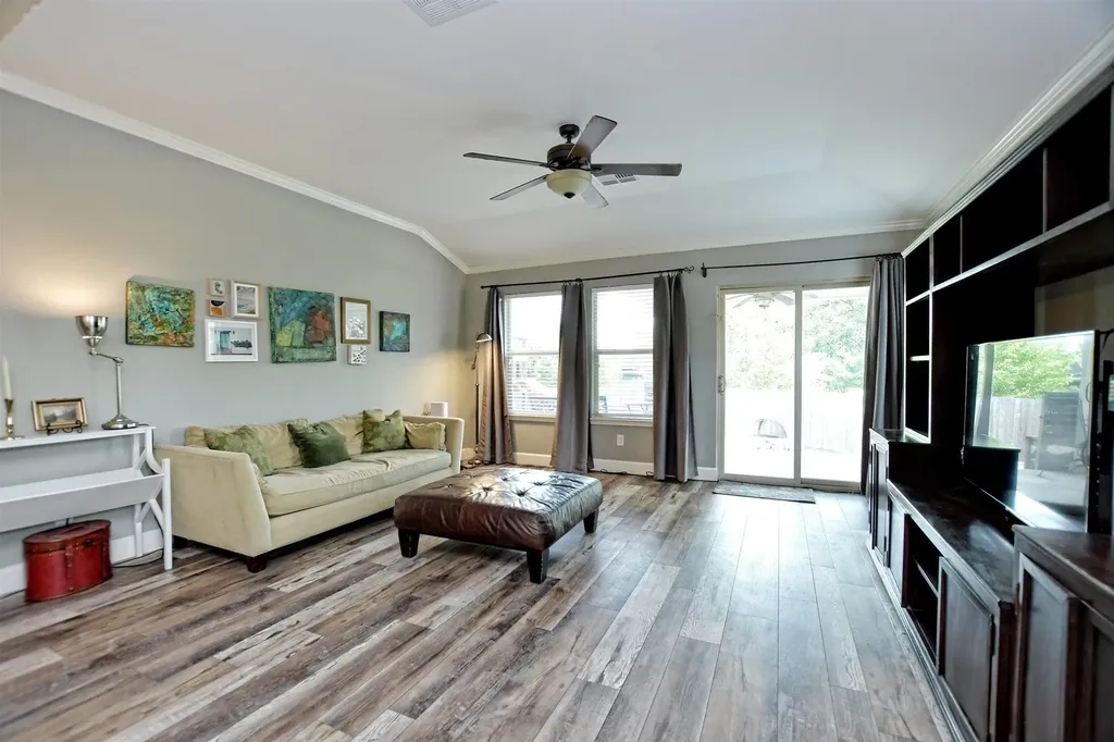 4732 Fritz Falls Crossing Pflugerville TX 78660