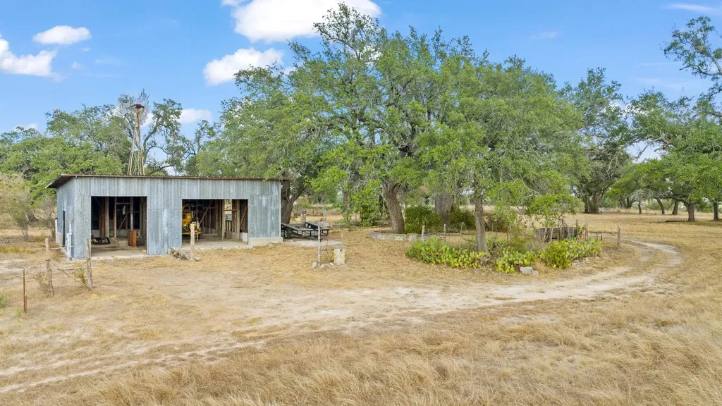 11600 Crumley Ranch Road Dripping Springs TX 78736