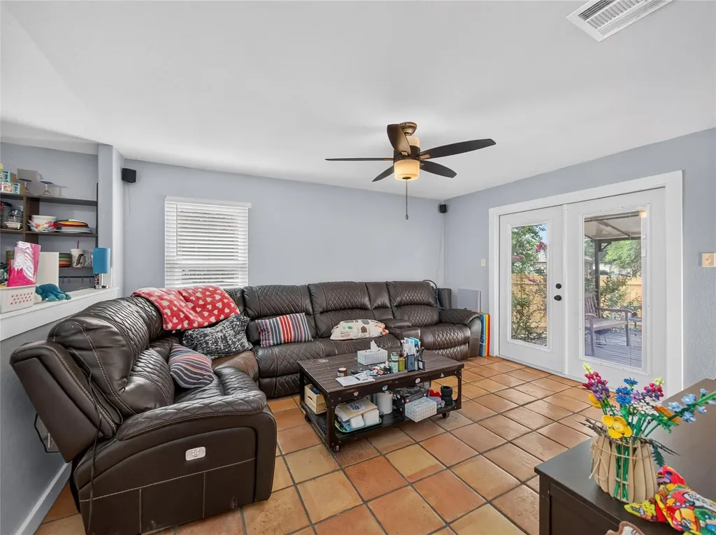 101 Texas Ash Cove Manchaca TX 78652