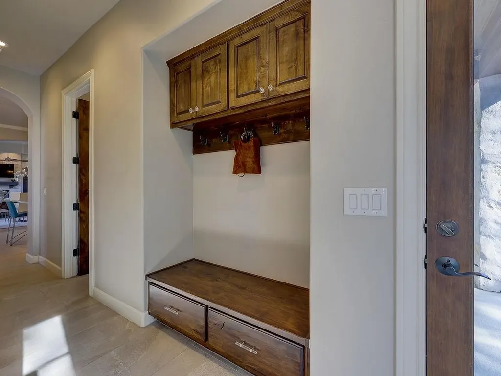 11805 Pleasant Panorama View Austin TX 78738