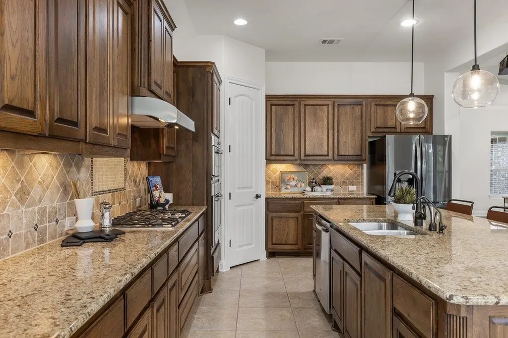 2120 Peoria Drive Leander TX 78641