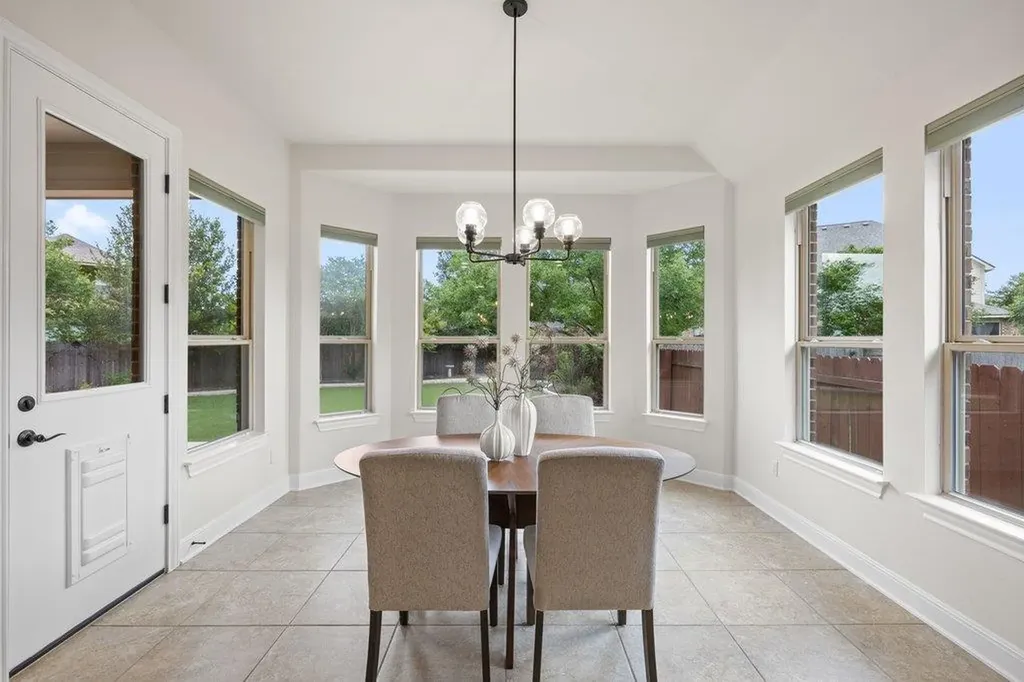 2120 Peoria Drive Leander TX 78641