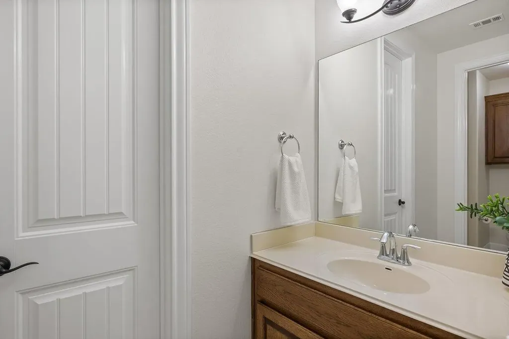 2120 Peoria Drive Leander TX 78641