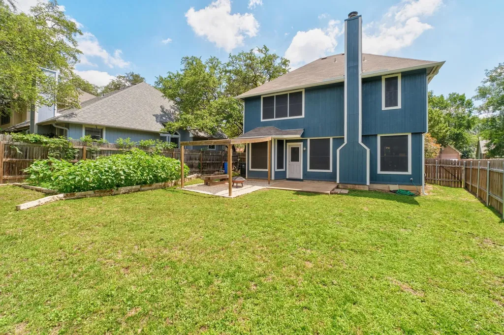 10512 Watchful Fox Drive Austin TX 78748