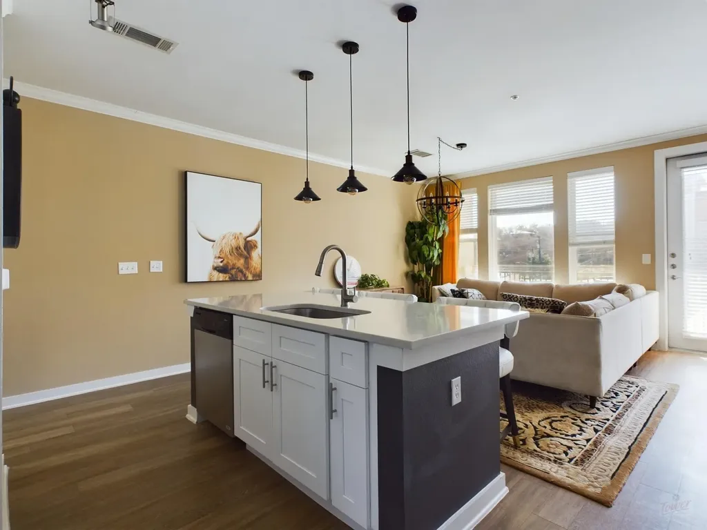 1900 Barton Springs Road Austin TX 78704