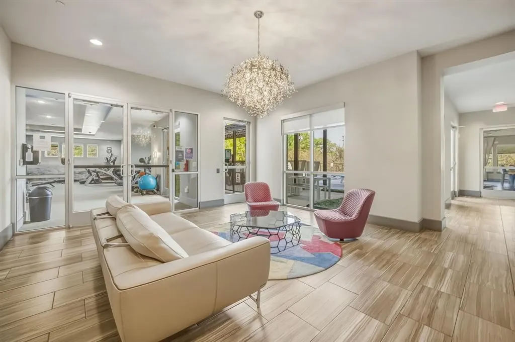 1900 Barton Springs Road Austin TX 78704
