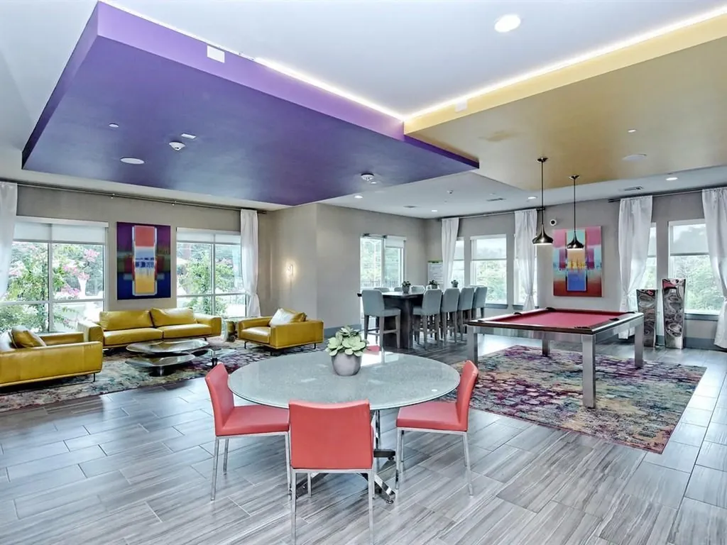 1900 Barton Springs Road Austin TX 78704