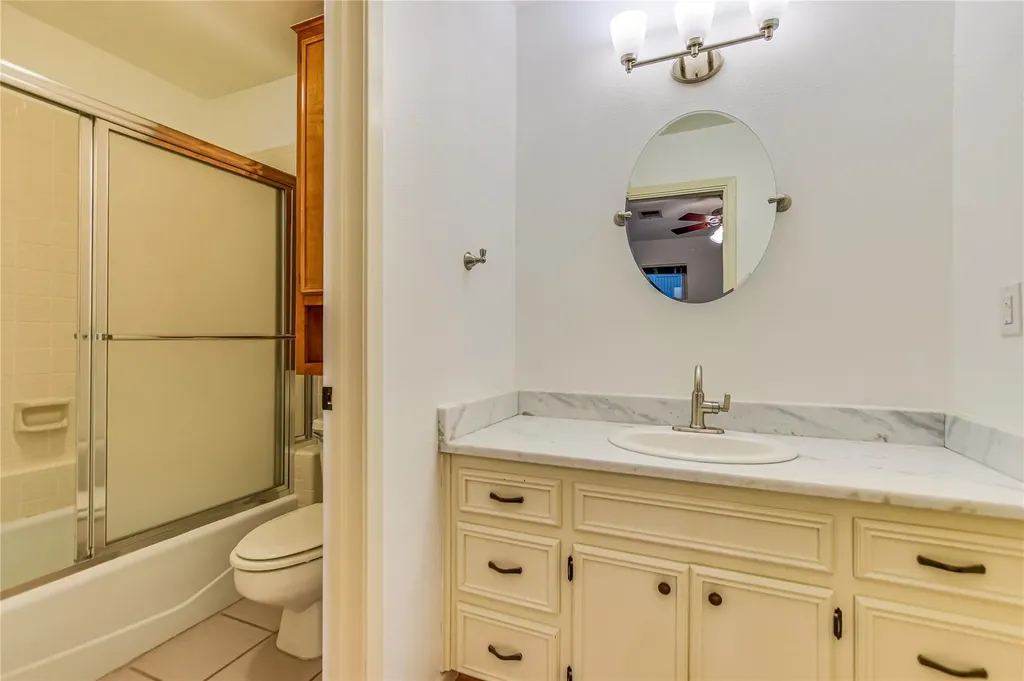 204 Blue Ground Horseshoe Bay TX 78657