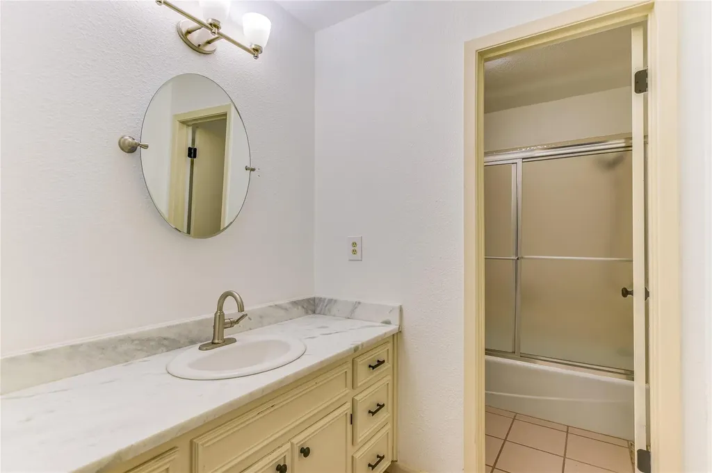 204 Blue Ground Horseshoe Bay TX 78657