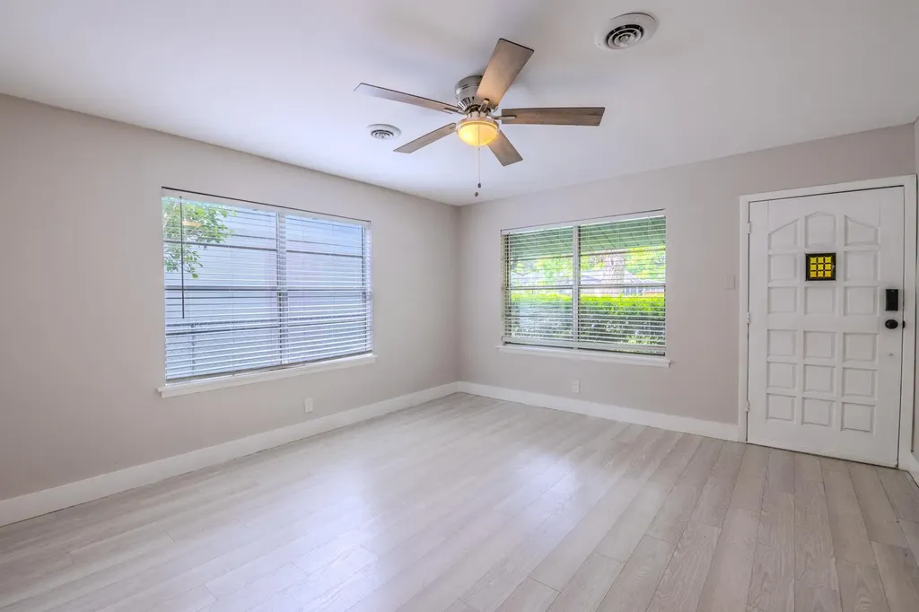 3206 Goodwin Avenue Austin TX 78702