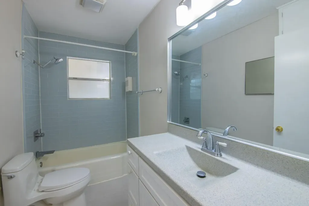 3206 Goodwin Avenue Austin TX 78702