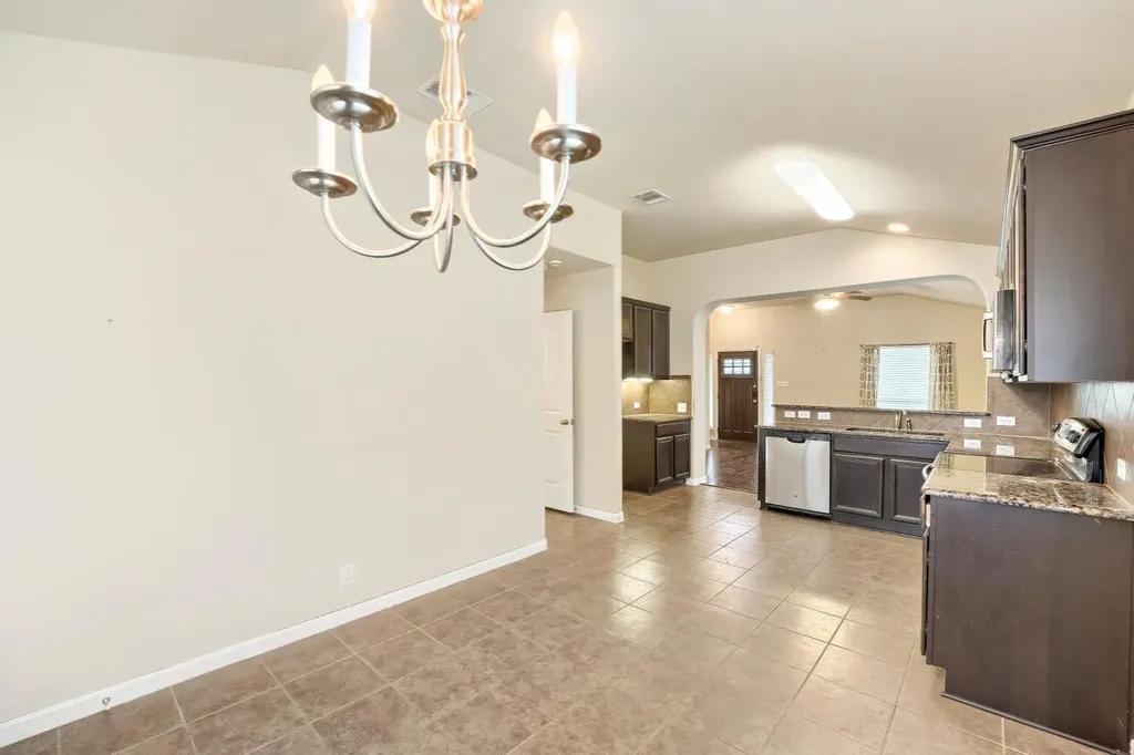 865 Heritage Springs Trail Round Rock TX 78664
