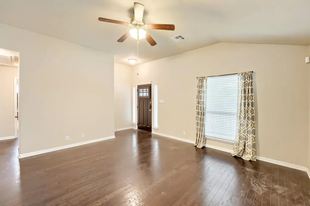 865 Heritage Springs Trail Round Rock TX 78664
