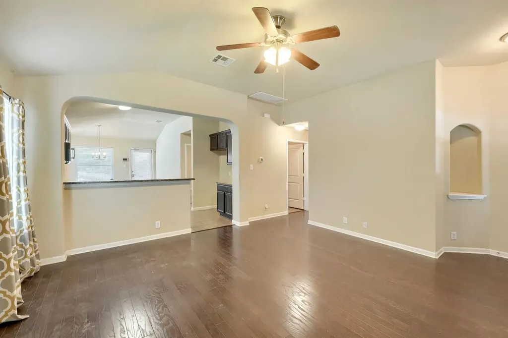 865 Heritage Springs Trail Round Rock TX 78664