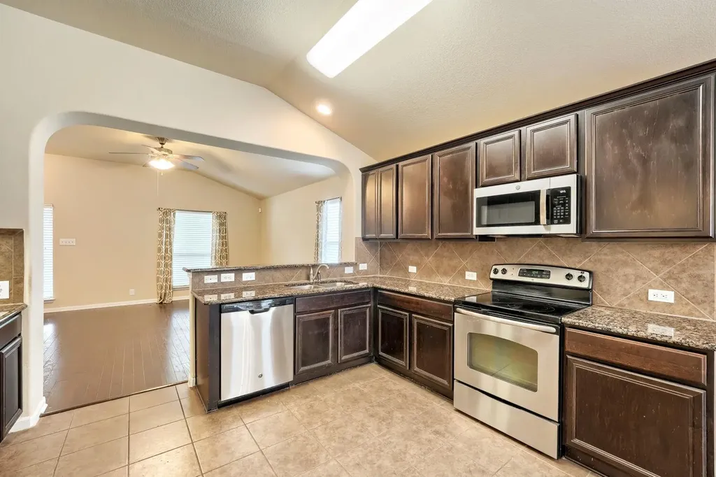 865 Heritage Springs Trail Round Rock TX 78664