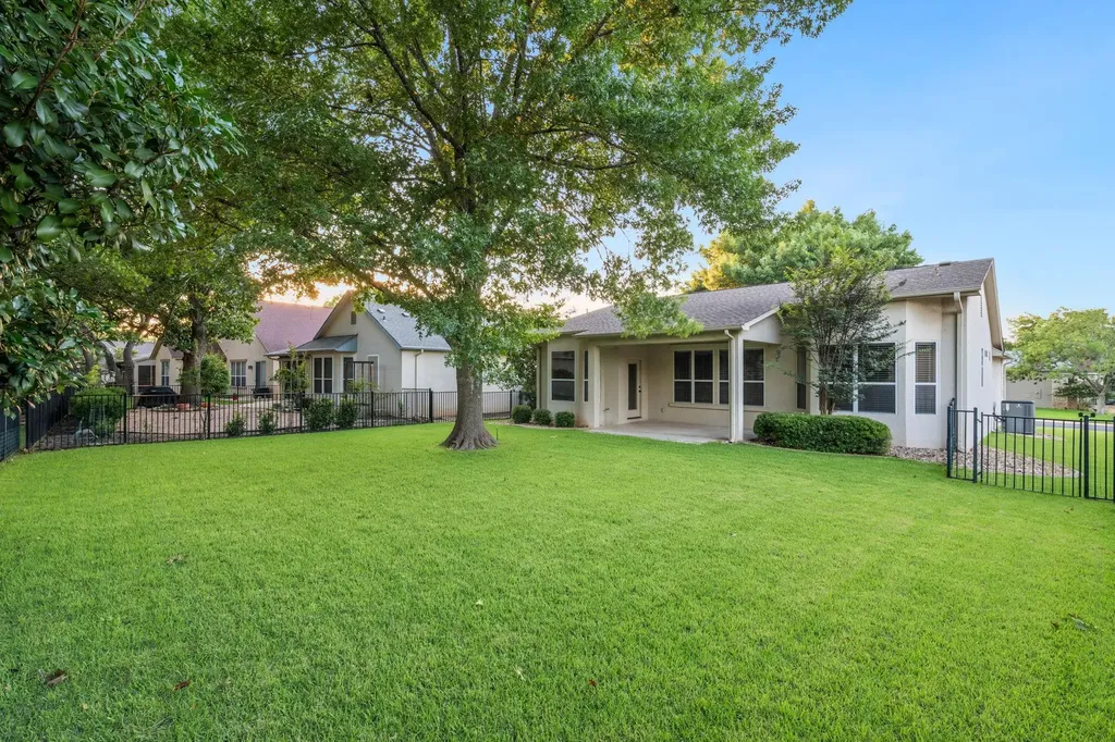 137 Trail Rider Way Georgetown TX 78633
