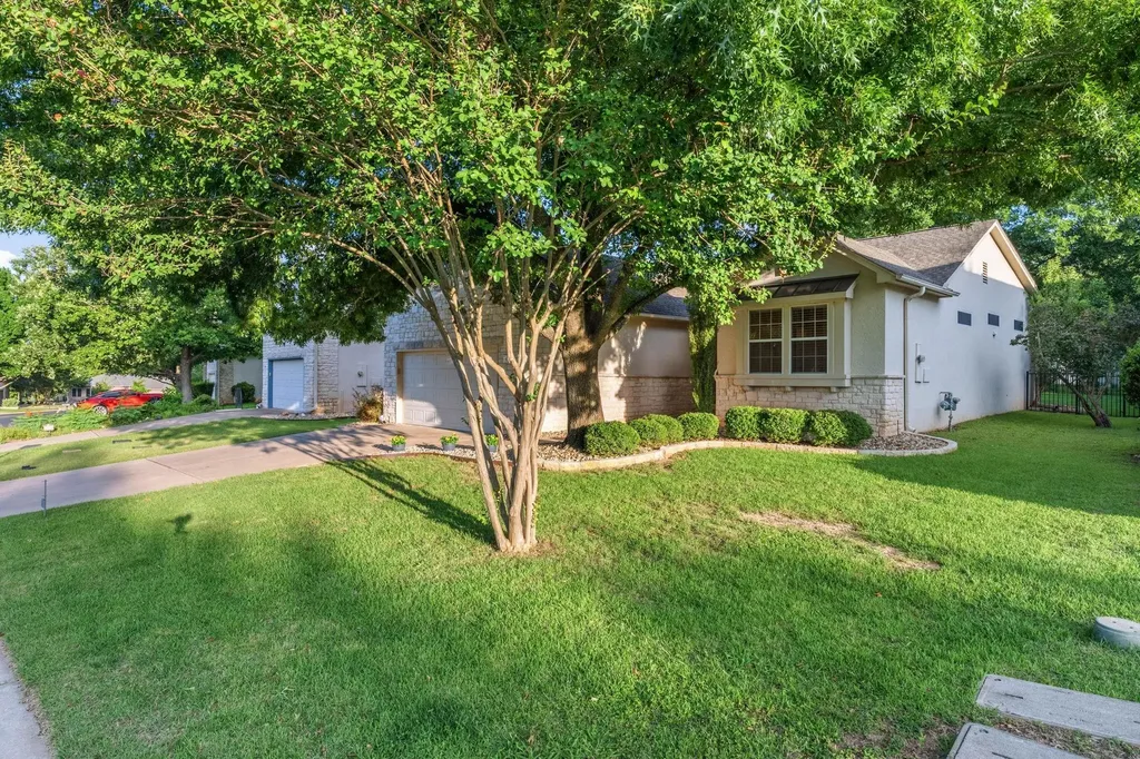 137 Trail Rider Way Georgetown TX 78633