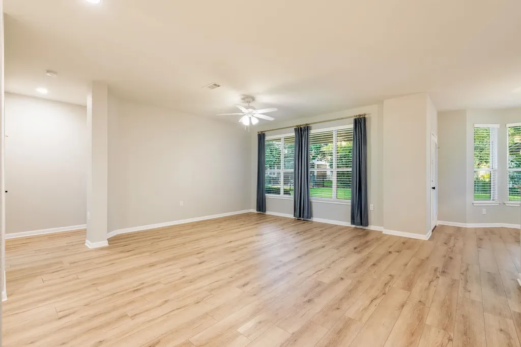 137 Trail Rider Way Georgetown TX 78633