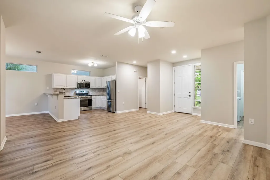 137 Trail Rider Way Georgetown TX 78633
