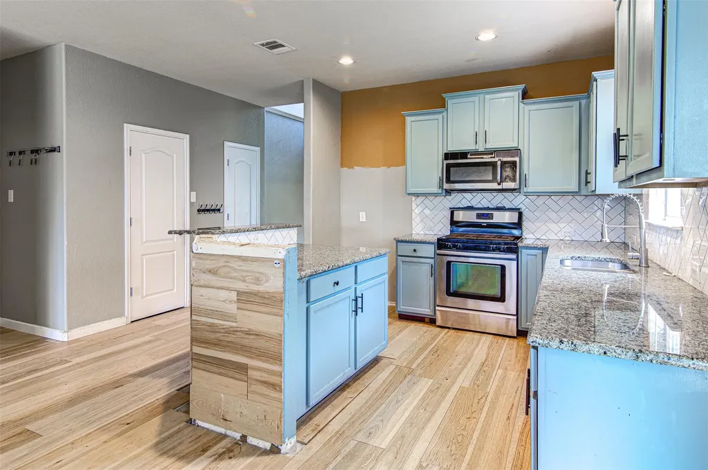 4525 Dennis Lane Pflugerville TX 78660