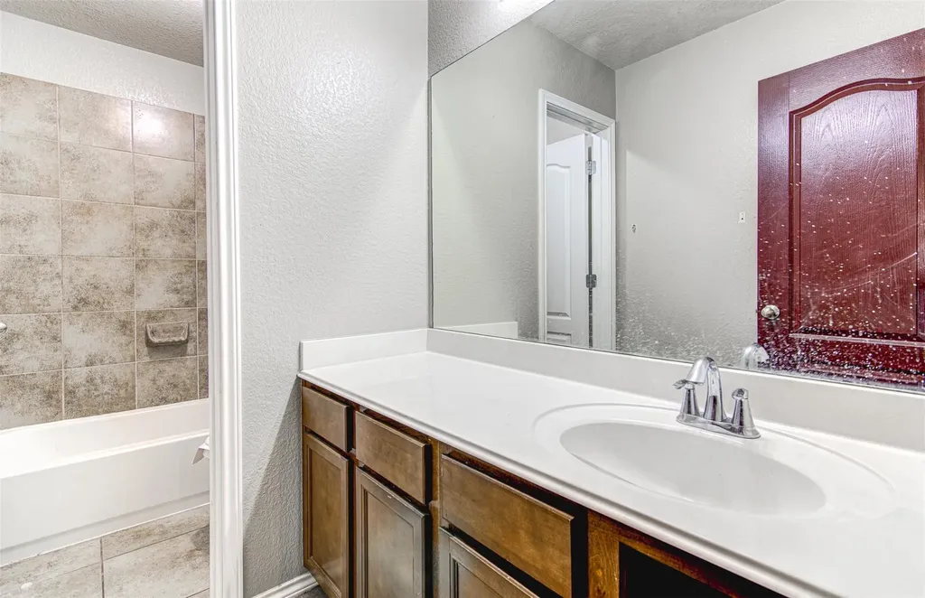 4525 Dennis Lane Pflugerville TX 78660