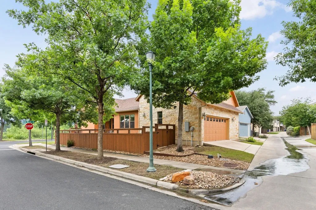2632 Tom Miller Street Austin TX 78723