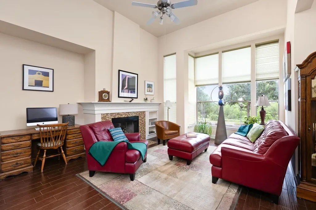 2632 Tom Miller Street Austin TX 78723