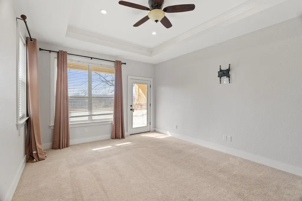 110 Chaumont Street Kingsland TX 78639
