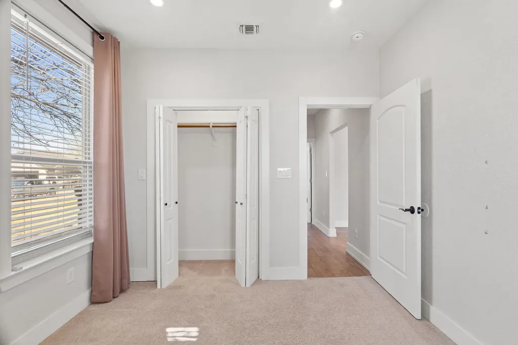 110 Chaumont Street Kingsland TX 78639
