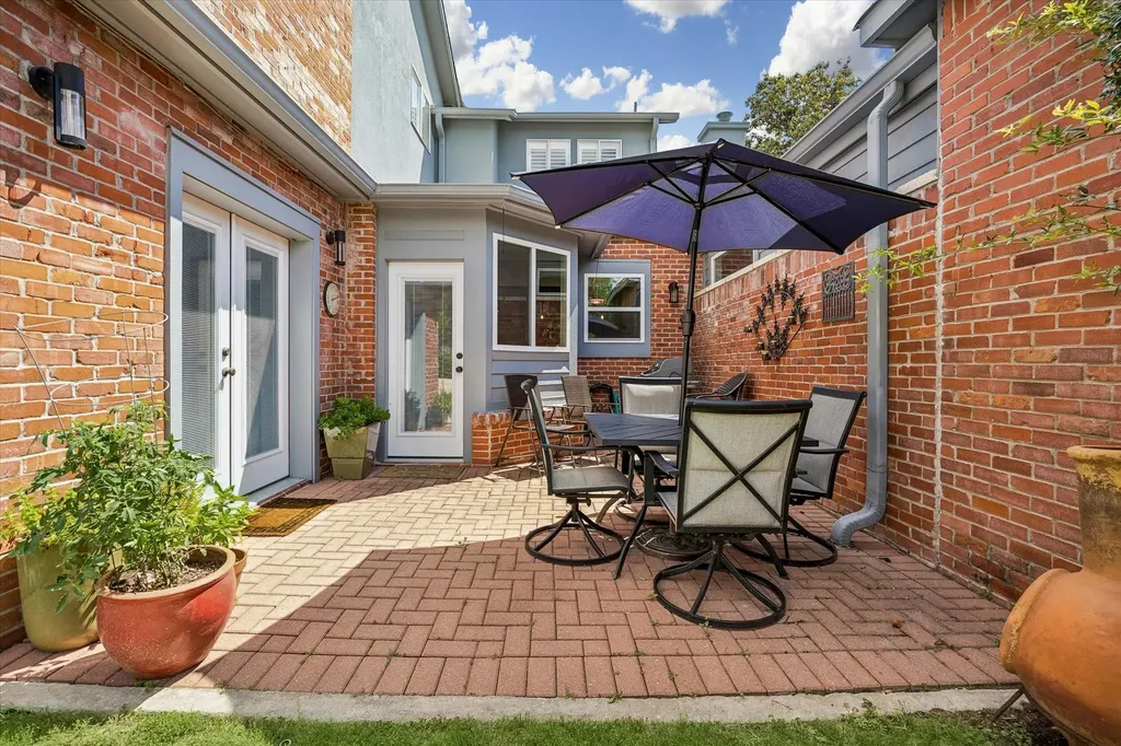 2708 W 35th Street Austin TX 78703