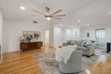 9910 Faylin Drive Austin TX 78753