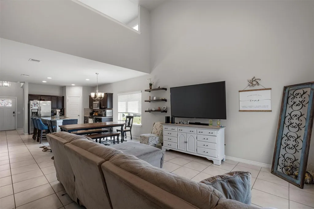6612 Paseo San Lucas Lane Austin TX 78744