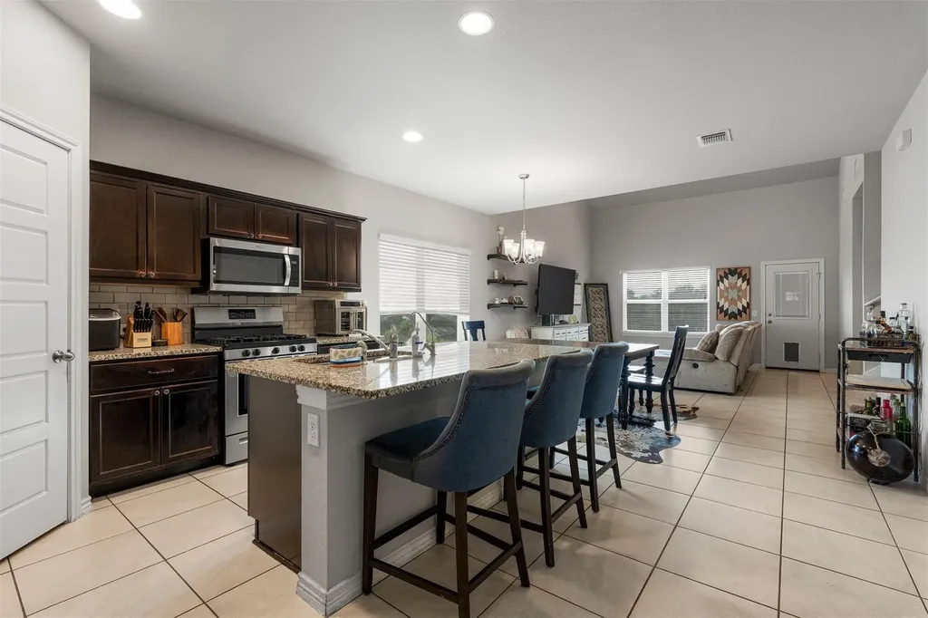 6612 Paseo San Lucas Lane Austin TX 78744