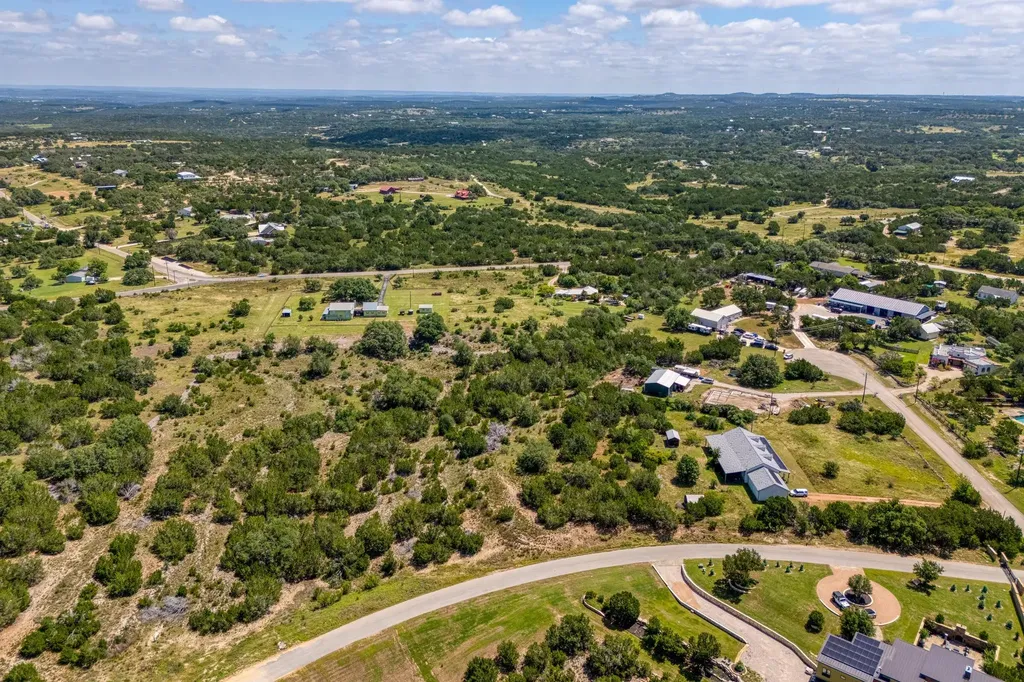 348 Vail River Road Dripping Springs TX 78620
