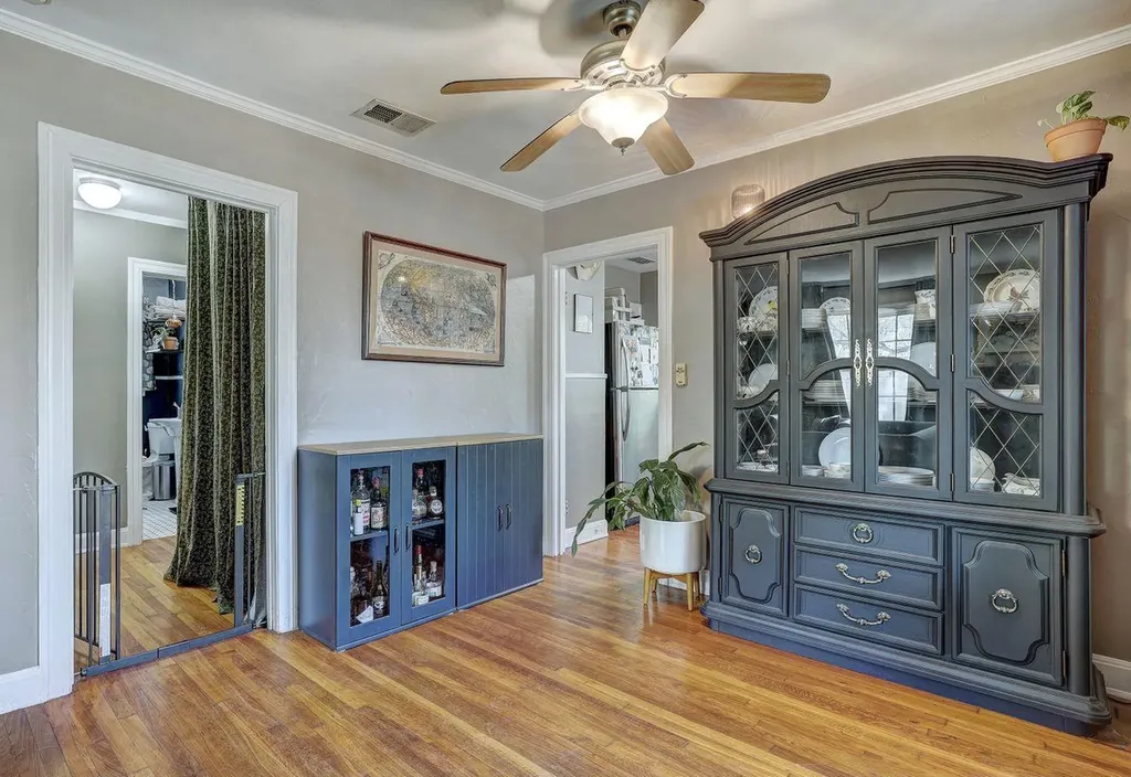 809 E 44th Street Austin TX 78751