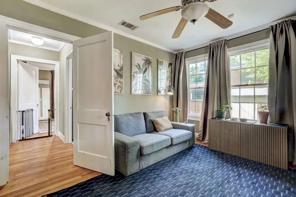 809 E 44th Street Austin TX 78751