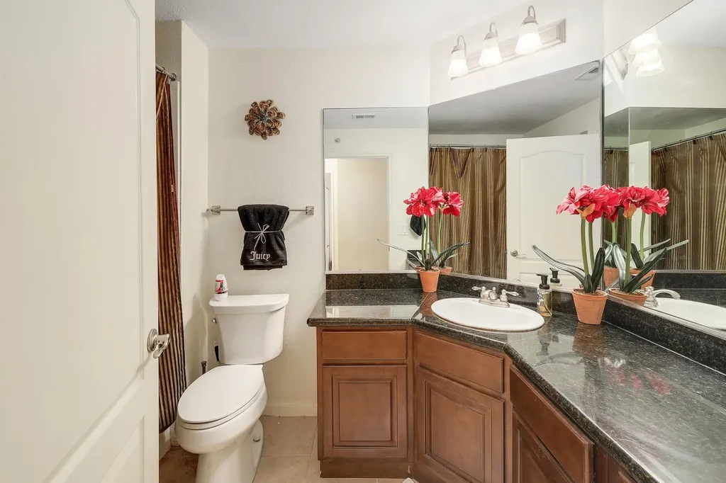 6000 Shepherd Mountain Cove Austin TX 78730