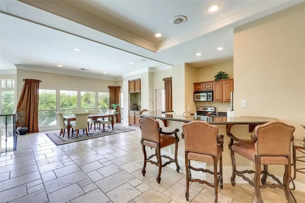 6000 Shepherd Mountain Cove Austin TX 78730