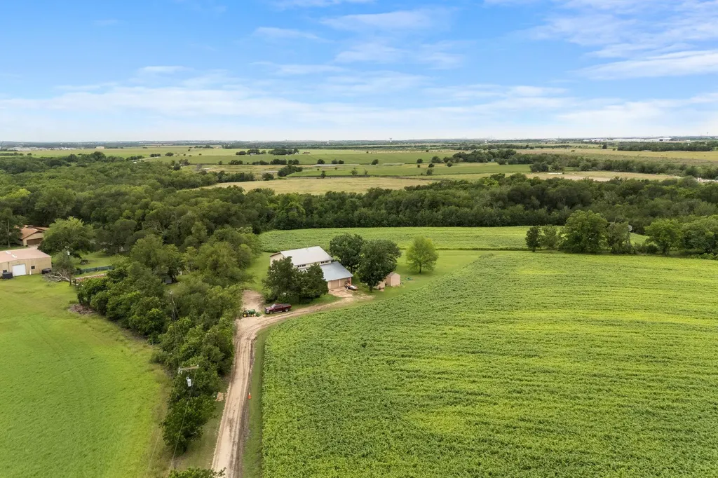16928 Cameron Road Pflugerville TX 78660