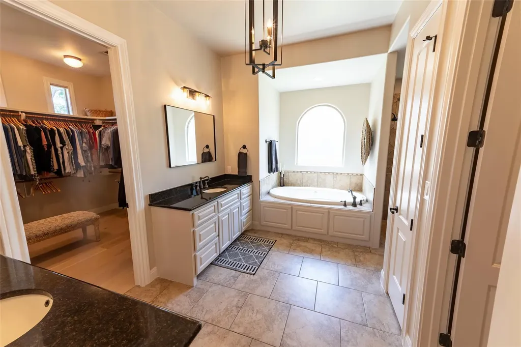 12509 Verandah Court Austin TX 78726