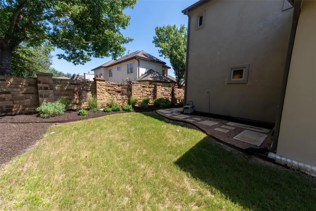 12509 Verandah Court Austin TX 78726